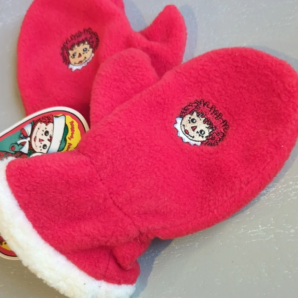 NWT Vintage Raggedy Ann Snowden Winter Hat & Mittens‎ Set size 4-6X